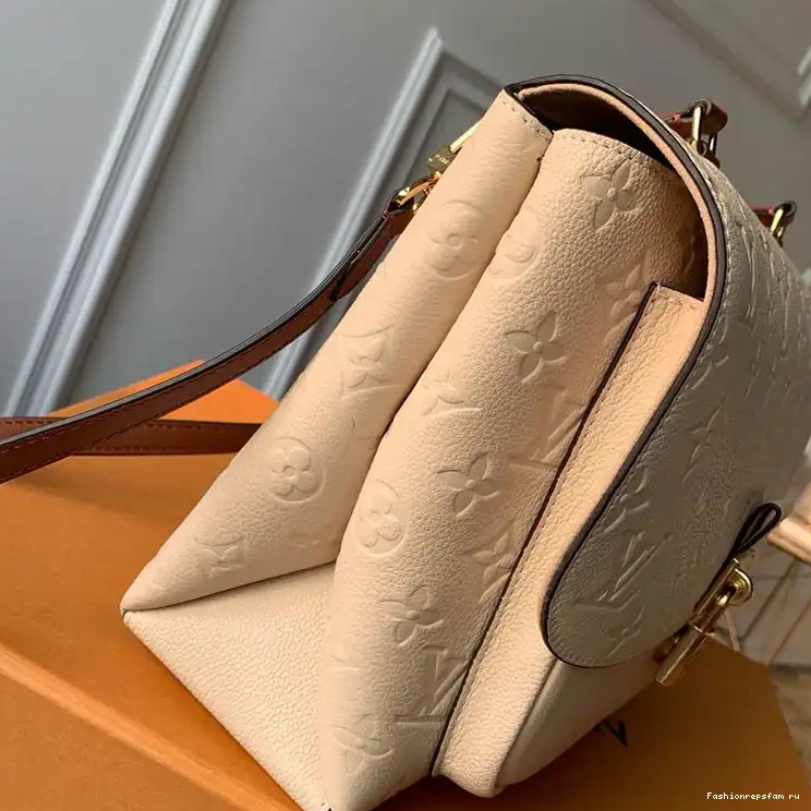 Fashionreps Bags 19T1L0722 LV 0803